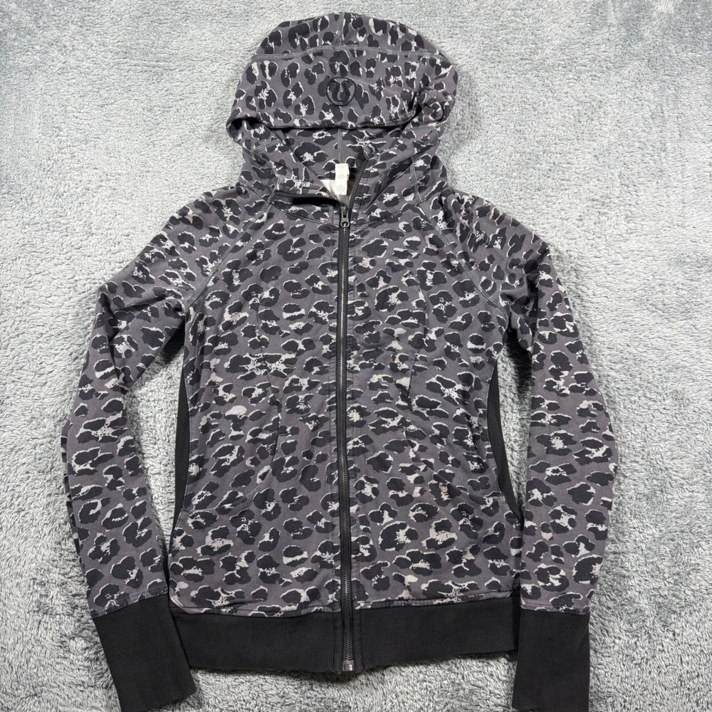 Lululemon Scuba Hoodie Women 8 Grey Leopard Animal Print Full Zip Sweatshirt
